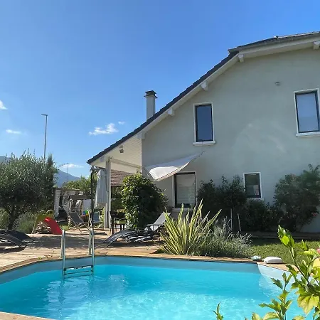 Apartamento La Cigale Et La Fourmi Savoisienne - *